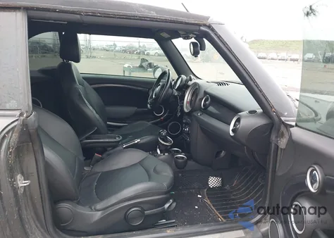 2011 Mini Cooper S from USA, damaged, VIN WMWZP3C56BTX83111